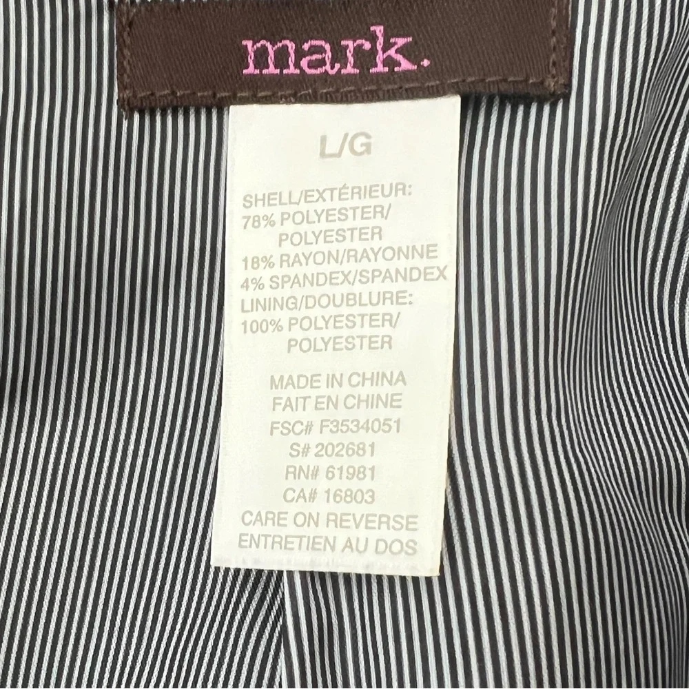 Mark Black Blazer with Stripe Lining Size Large - Sophisticated and Modern - Picture 8 of 13